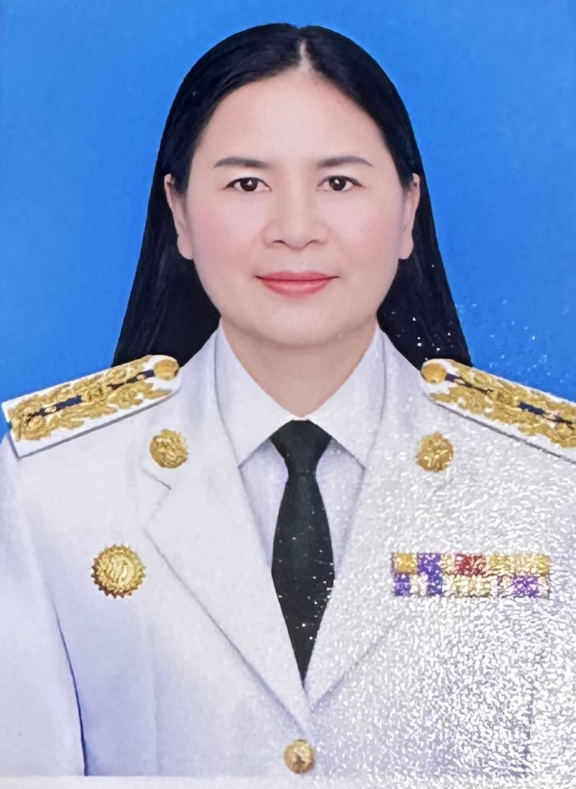 นางปราณี พรมบุตร