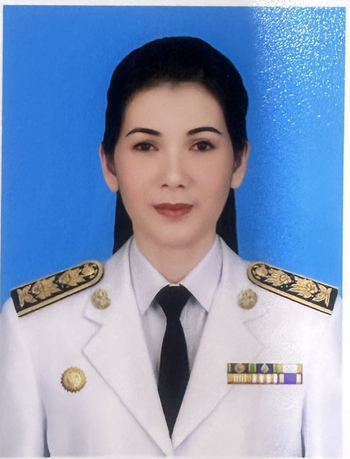 นางสาวจิราพร  ธรรมนาม